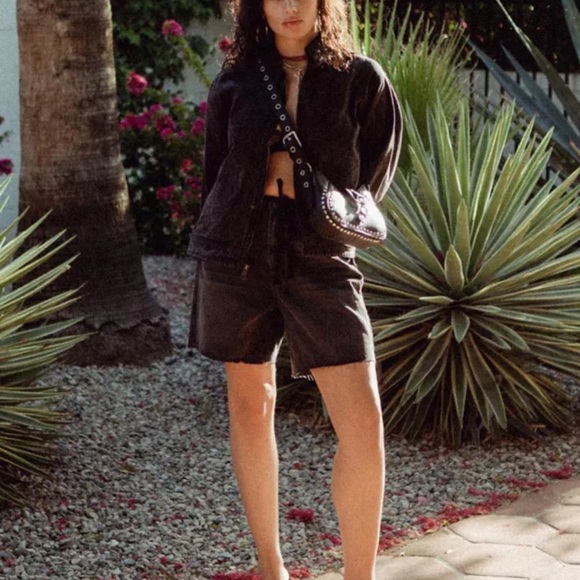 NEW BDG Pull-On Baggy Denim Short - Picture 2 of 8